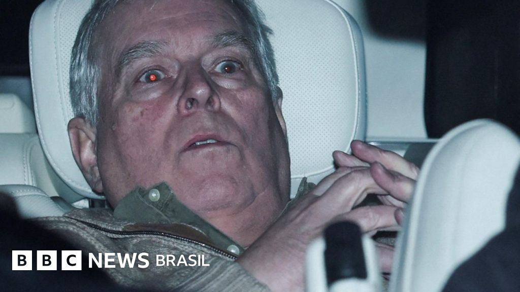 Foto de Andrew em choque e assustado é parte de como prisão de ex-príncipe será lembrada