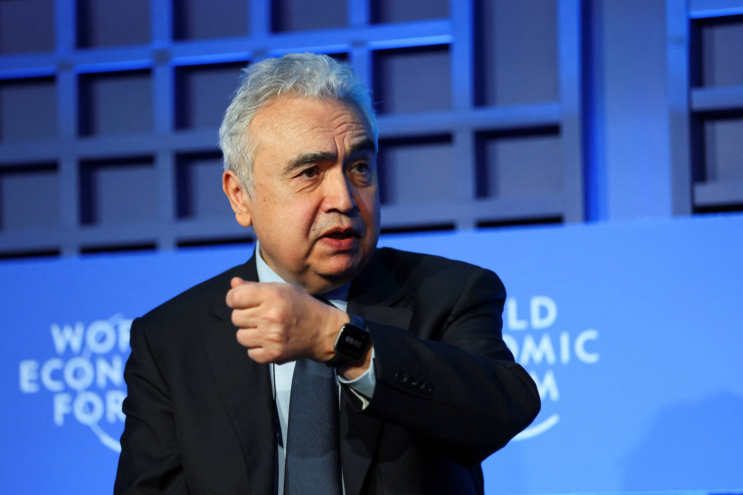 Divisões globais sobre política energética se aprofundam, diz chefe da AIE