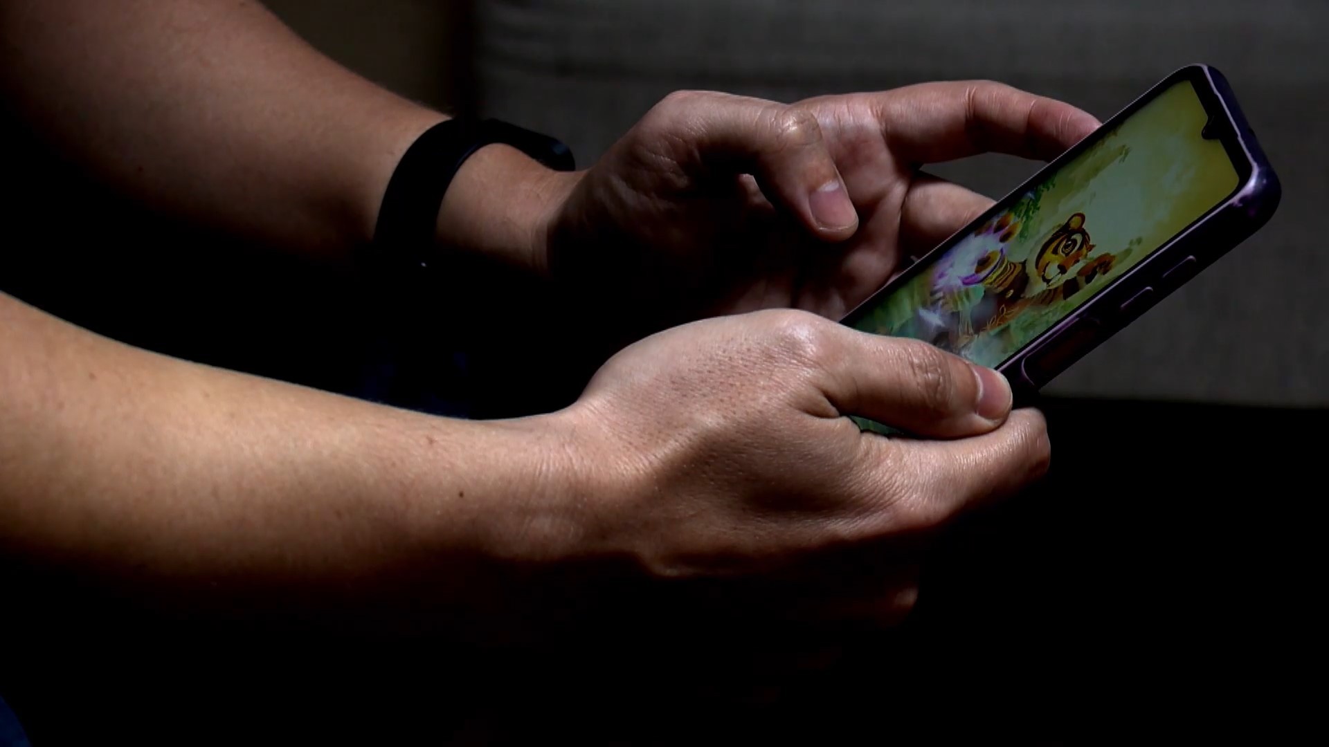 Funcionário vai à delegacia, alega vício em jogos online e confessa roubo de R$ 200 mil de empresa no ES