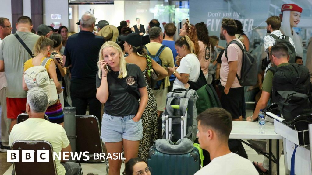 Como conflito no Oriente Médio causa o maior caos aéreo global desde a pandemia de covid