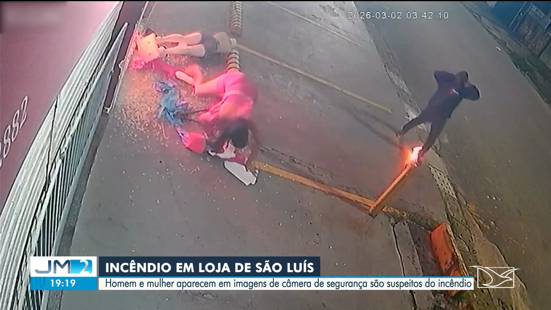 Polícia investiga homem e mulher que incendiaram loja em São Luís